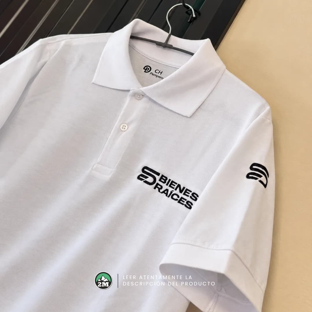 Chomba de pique logo bordado