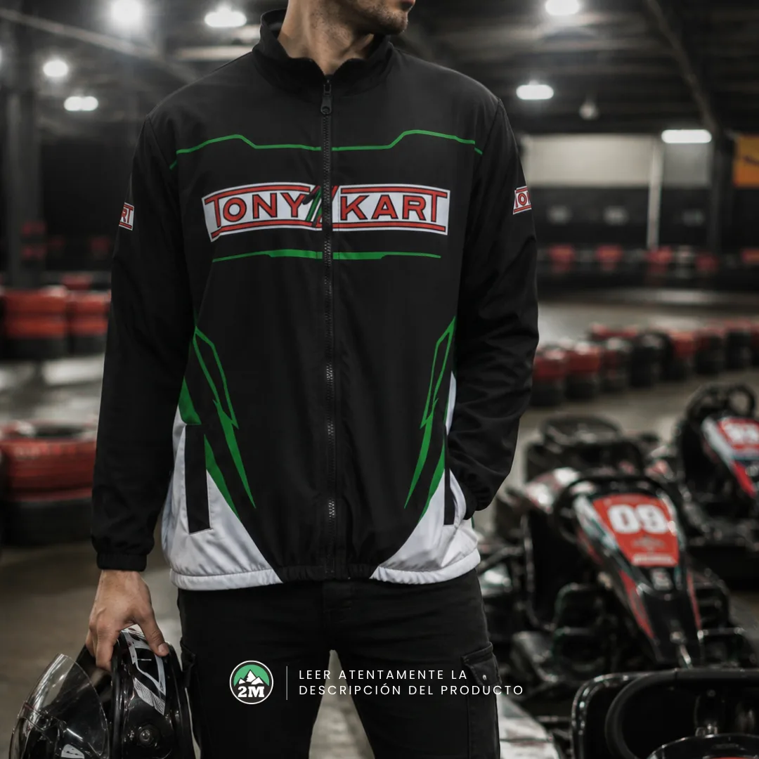 Campera deportiva rompe viento